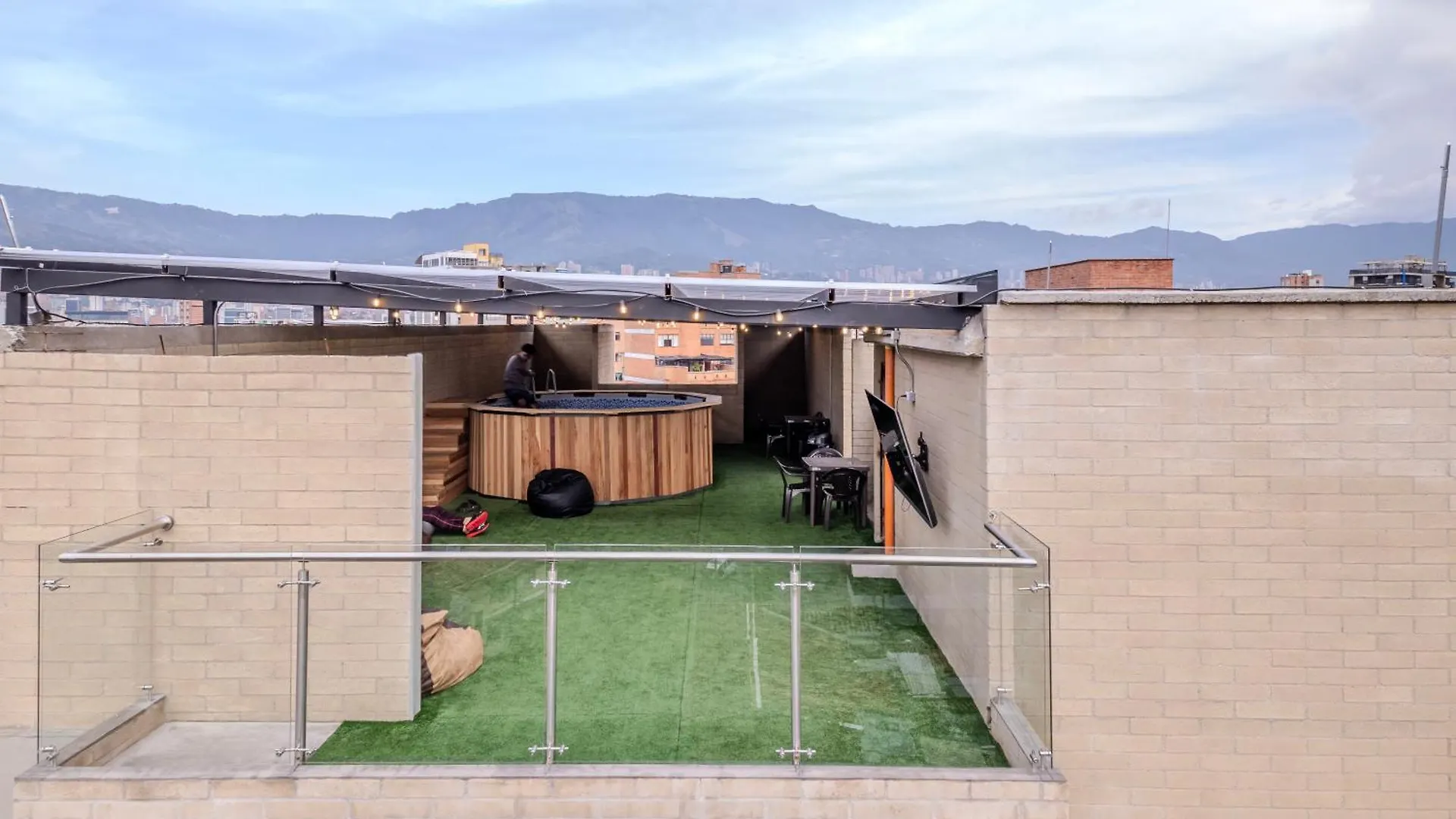 Apartamento En Laureles Con Piscina, Parqueadero 302 Medellín Colombia
